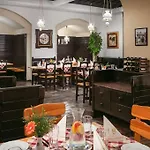 胡萨兹拉塔国宾酒店 